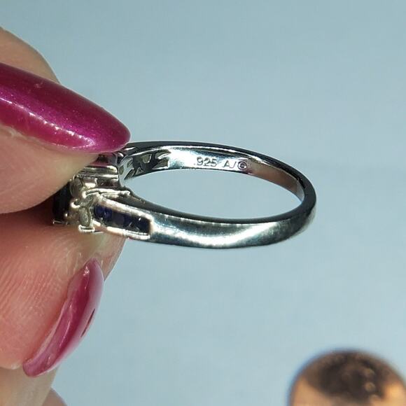 Stamped 925 Sterling Silver Deep Blue Sapphire Faux Diamond Ring - Picture 6 of 9